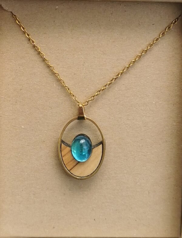 Κολιέ με Ξύλο Ελιάς & Τιρκουάζ Πέτρα