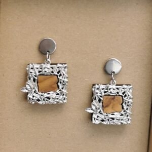 Σκουλαρίκια με Ξύλο Ελιάς & Ασημί Διακοσμητικό Πλαίσιο