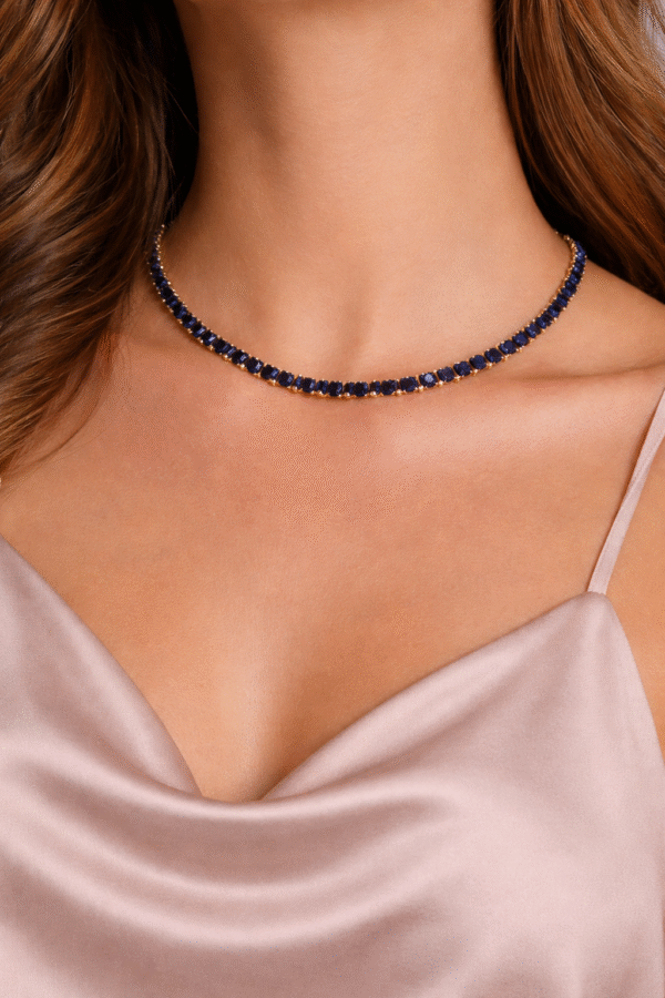 Κολιέ Riviera από Ανοξείδωτο Ατσάλι με Σκούρες Μπλε Πέτρες – Χρυσό