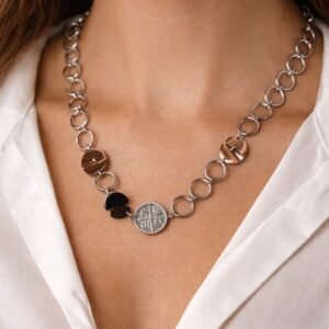 Κολιέ με Κωνσταντινάτο.