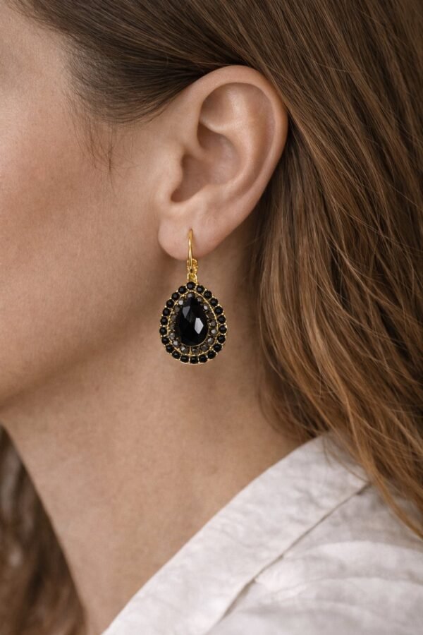 viber_image_2026-01-27_13-09-14-108 Εντυπωσιακά σκουλαρίκια με μαύρη πέτρα