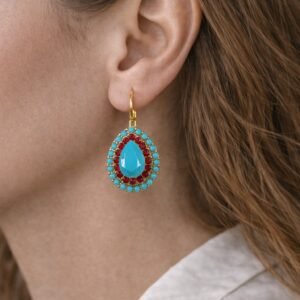 Εντυπωσιακά σκουλαρίκια σε σχήμα δάκρυ