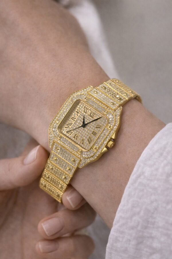 Εντυπωσιακό γυναικείο ρολόι σε χρυσό τόνο