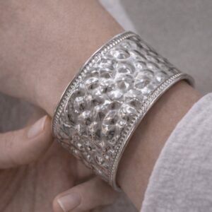 viber_image_2026-01-27_17-17-58-530 Statement Βραχιόλι με Σφυρήλατη Υφή