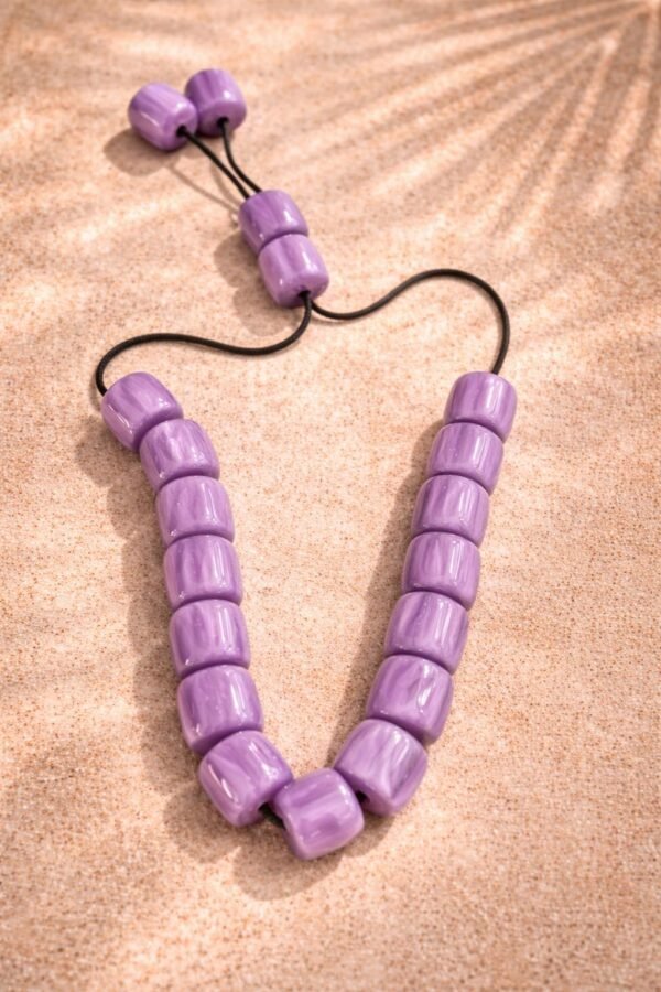 viber_image_2026-01-30_10-50-13-391 Χειροποίητο κομπολόι με κυλινδρικές χάντρες σε απαλό λιλά χρώμα.