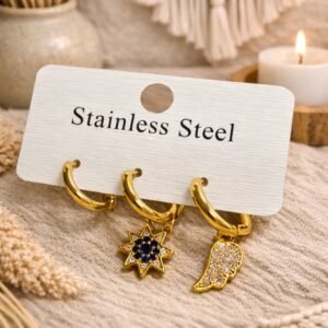 Τρίπλα κρικάκια από ανοξείδωτο ατσάλι σε χρυσή απόχρωση.