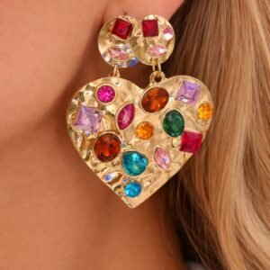 Εντυπωσιακά γυναικεία σκουλαρίκια σε σχήμα καρδιάς