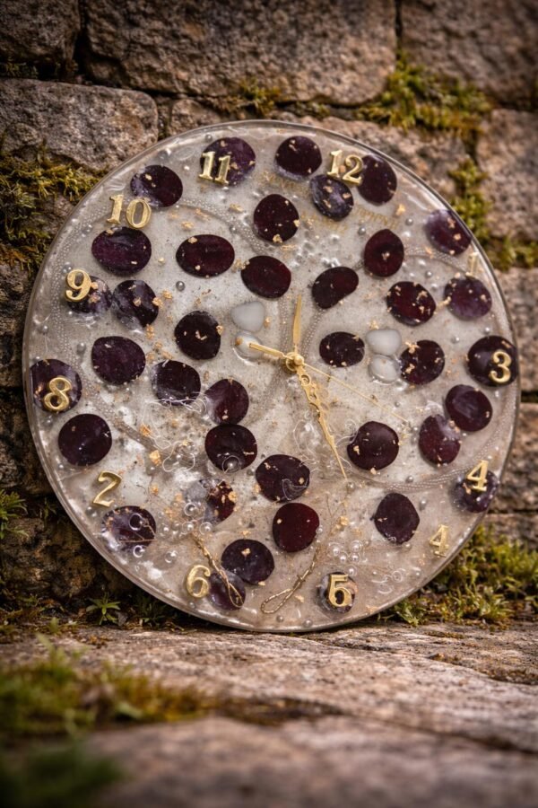 Χειροποίητο ρολόι τοίχου από υγρό γυαλί, διαστάσεων 35x35 εκ.