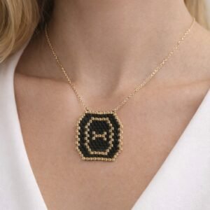 viber_image_2026-02-02_16-08-24-039 Χειροποίητο κολιέ με ιδιαίτερο γεωμετρικό μοτίβο σε χάντρες υψηλής ποιότητας.