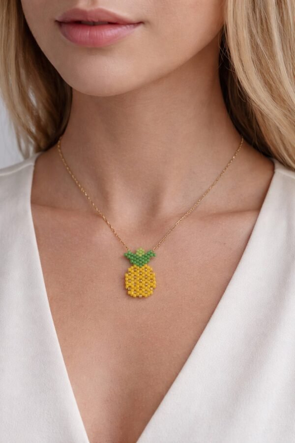 Χειροποίητο Κολιέ Ανανάς.