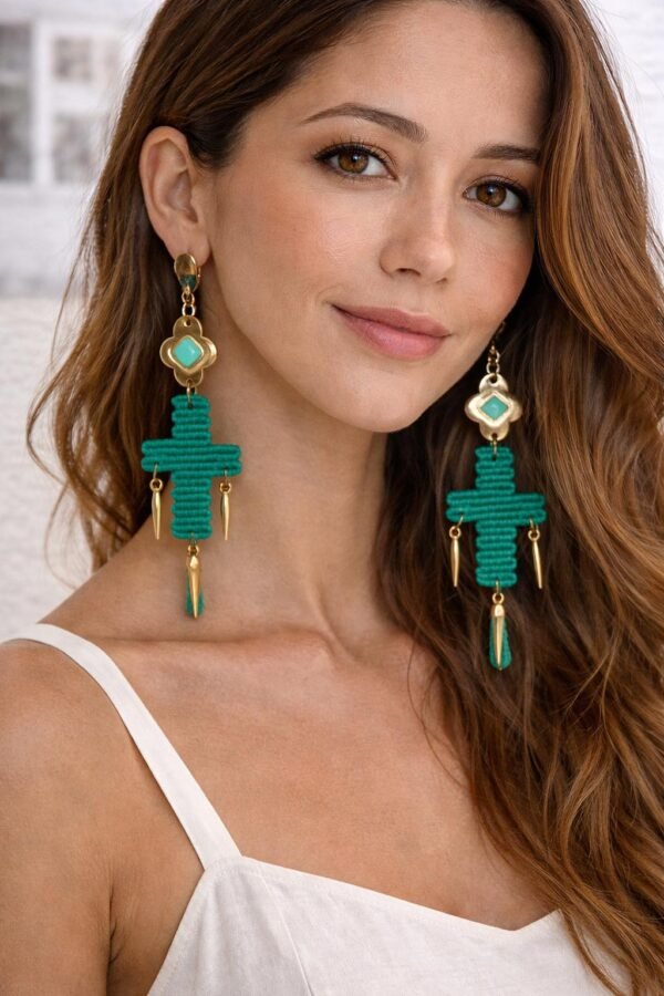 Χειροποίητα ελληνικά σκουλαρίκια boho αισθητικής.