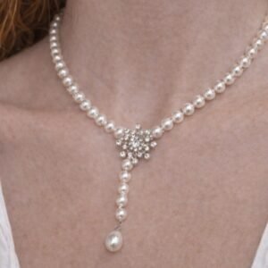 Κολιέ με πέρλες.