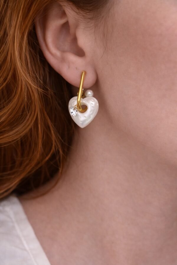 viber_image_2026-02-03_19-08-57-475 Σκουλαρίκια σε χρυσή απόχρωση.