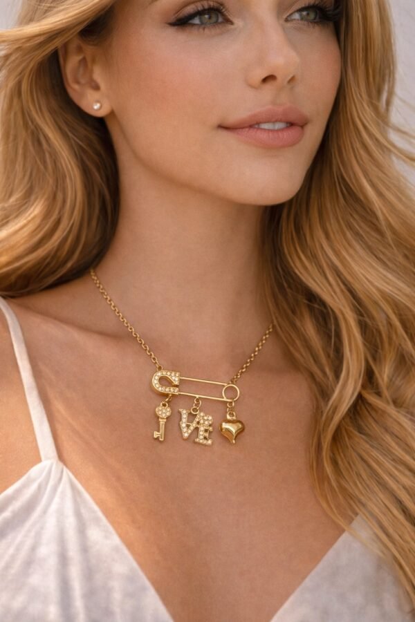 Κολιέ παραμάνα.