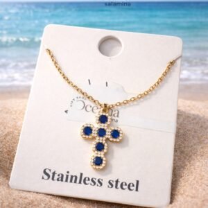 Κολιε σε χρυσό χρώμα.