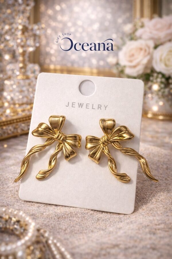 Σκουλαρίκια σε σχήμα φιόγκου.