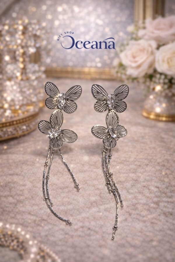 viber_image_2026-02-03_21-51-57-597 Σκουλαρίκια σε ασημί απόχρωση με κομψό σχέδιο πεταλούδας