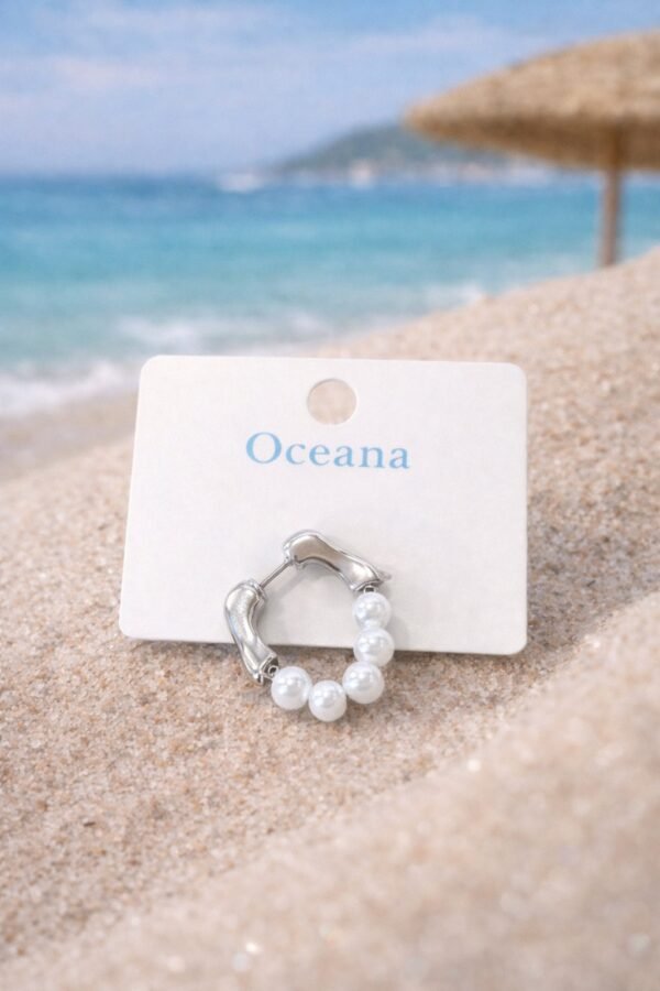 Κομψά σκουλαρίκια κρίκοι.