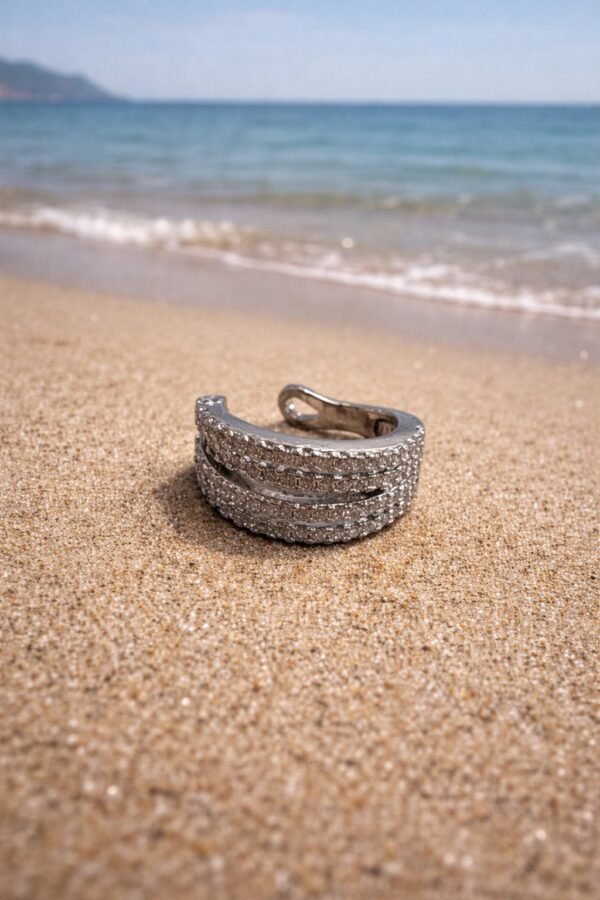 viber_image_2026-02-12_11-23-37-767 Εar cuff σε ασημί απόχρωση
